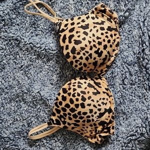 Victoria Secret Push Up Bra 34C
